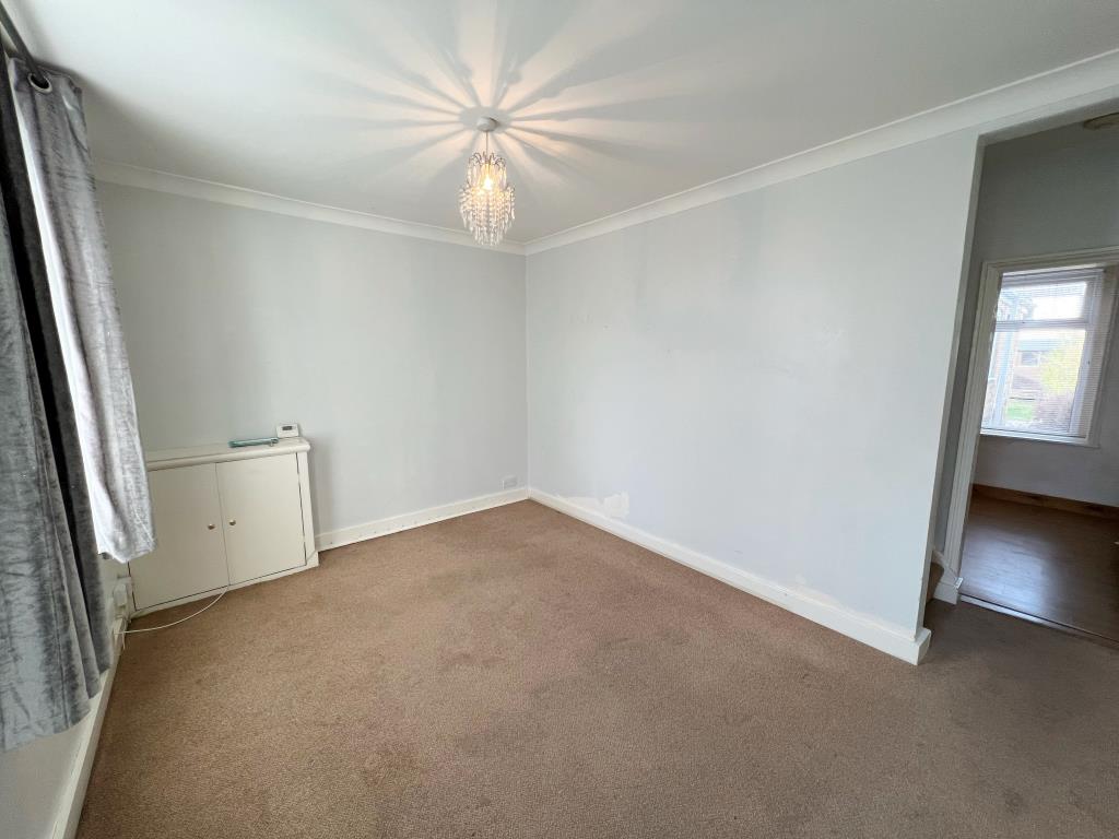 Lot: 127 - TWO-BEDROOM HOUSE FOR INVESTMENT OR OCCUPATION -